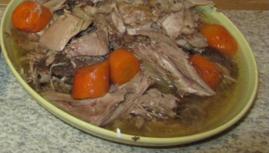 Knochensuppe für den gesunden Hundedarm